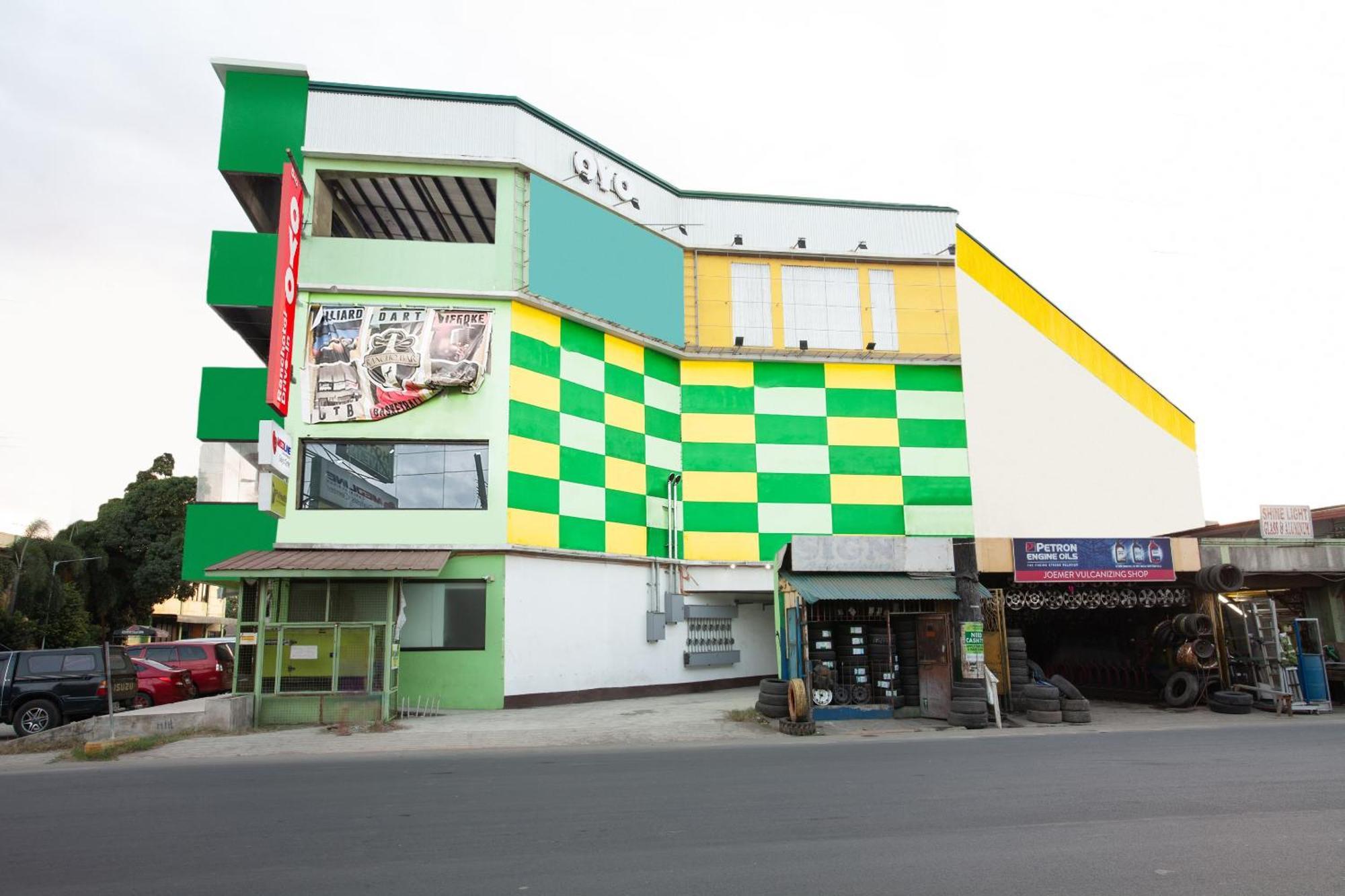 Oyo 473 Ranchotel Drive-In Binan Zewnętrze zdjęcie